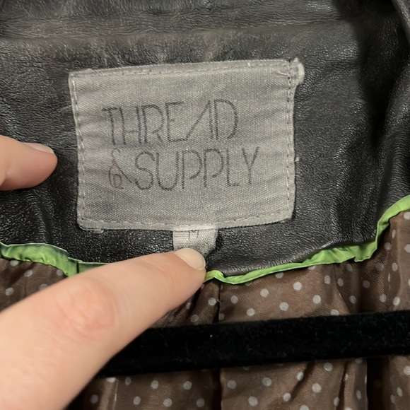 Thread & Supply leather jacket!🤎 - Picture 4 of 11